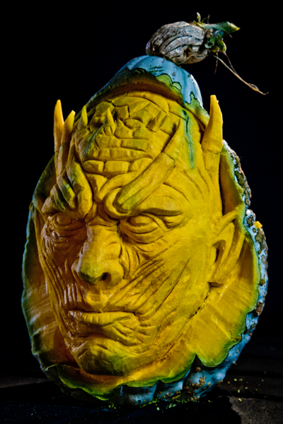 Amazing pumpkin carvings for Game of Thrones!