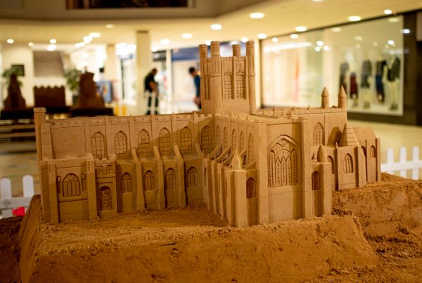 Chester_cathedral_sand_sculpture