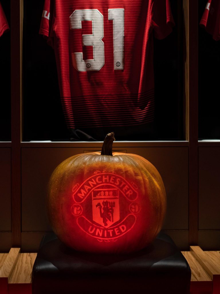 MUFC_pumpkin_carved