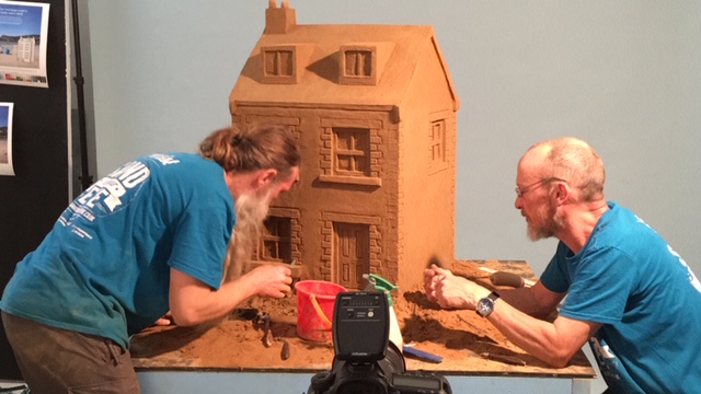 A Little House for Big Dog – Studio sand sculpture adventures in Soho