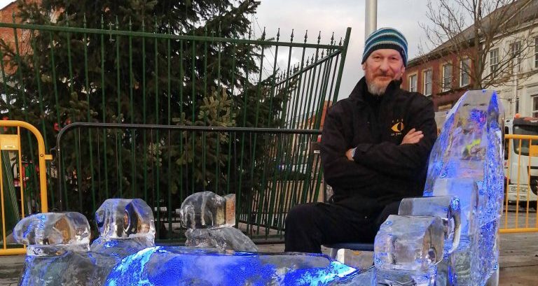Santa Claus comes to Blyth – live ice carving from Sand In Your Eye