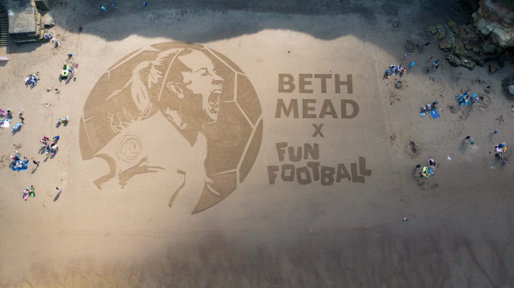 Sand Drawing, inspiring the Next Generation of Footballers