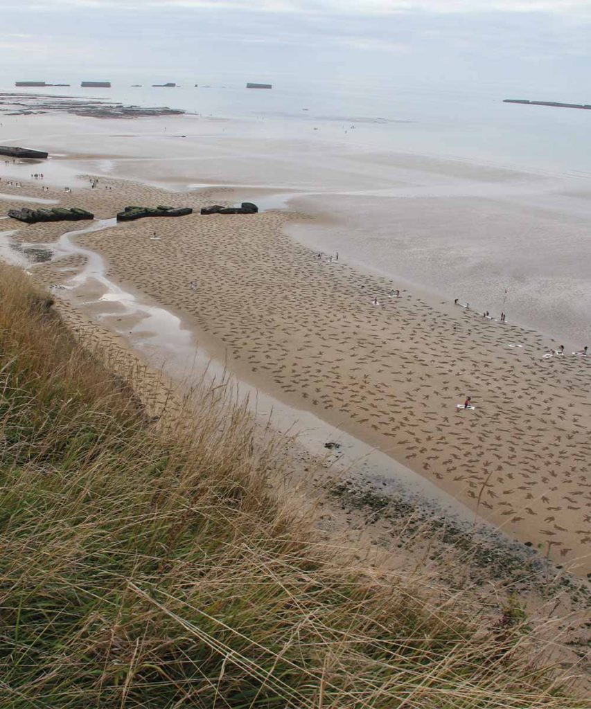 Dday_sand_drawing_