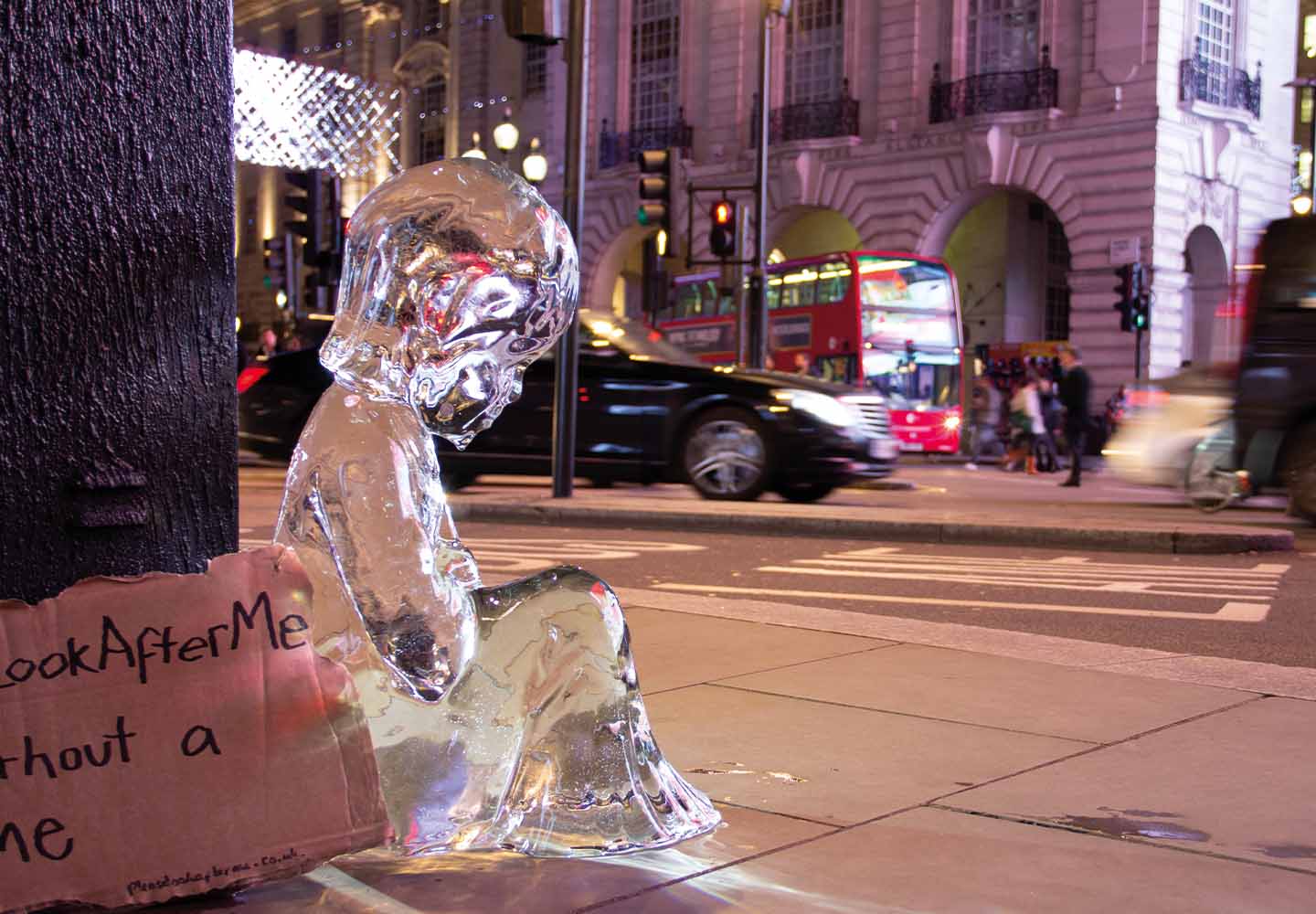 london_ice_sculpture