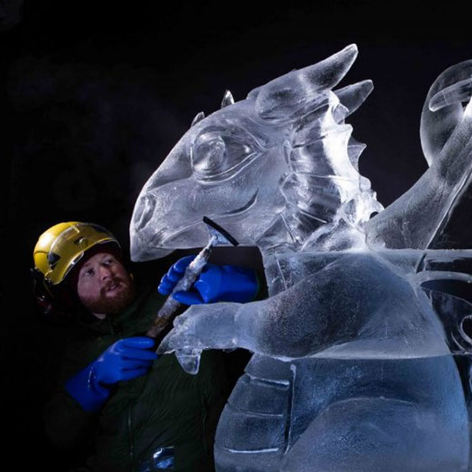 ice_sculpture_dragon