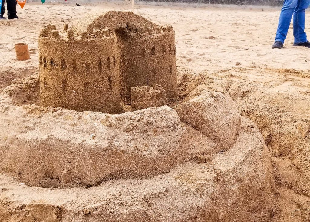 sand_castle_building