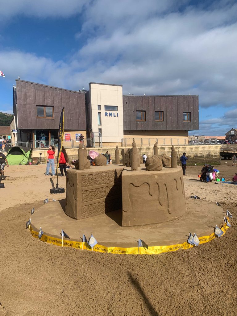 sand_sculpture_cake
