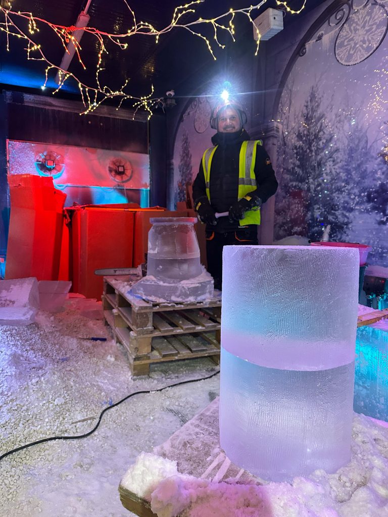 Nottingham ice bar polar express 2