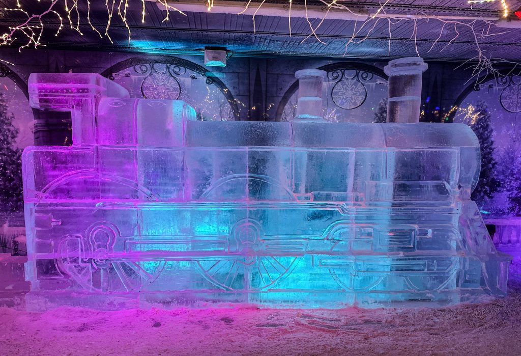 Nottingham ice bar polar express 35