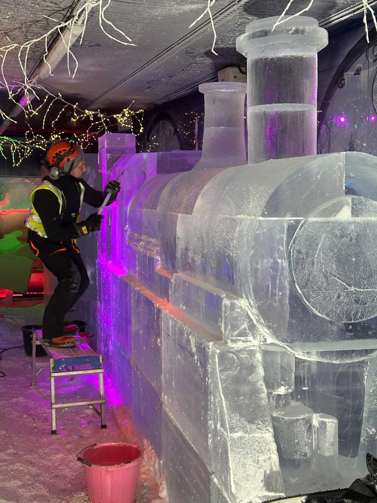 Nottingham ice bar polar express 4
