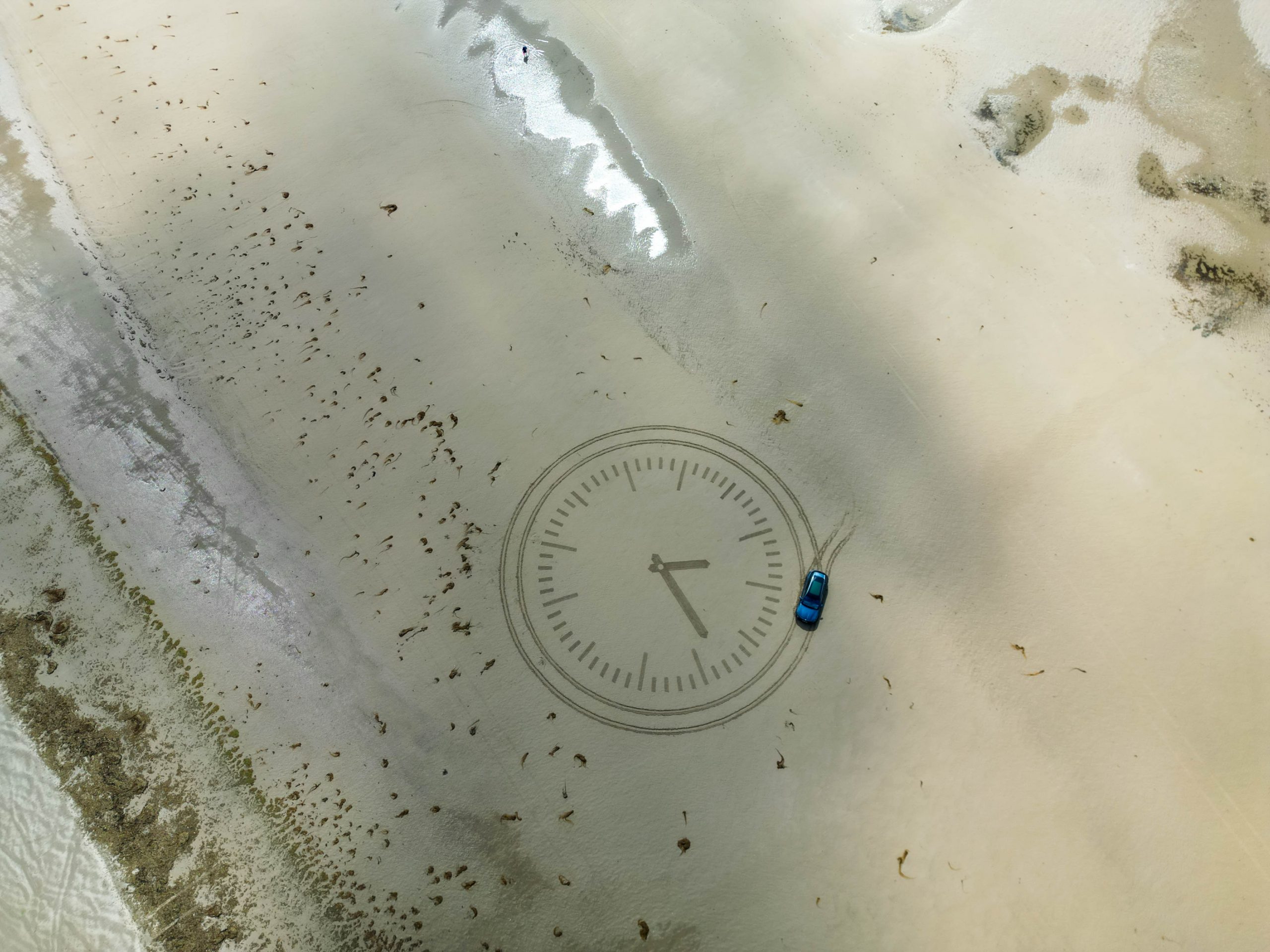 More Time for What Matters: How a Sand Drawing Helped BMW Make a Point