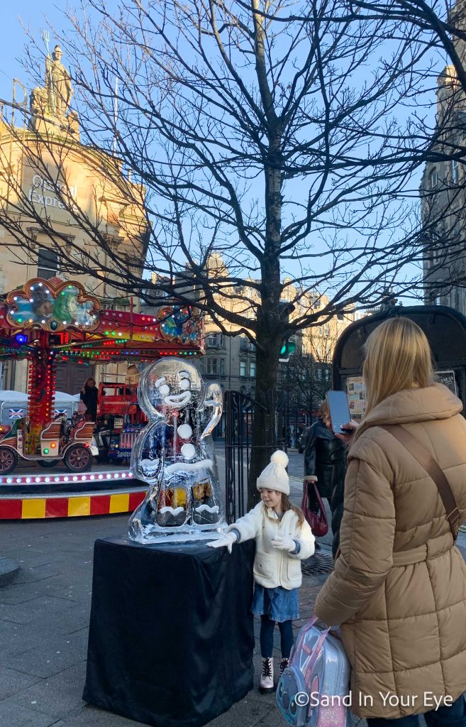 ❄️ Dundee Sparkles: How Ice Sculpture Brought Festive Magic to the Christmas Switch-On! 11 ice sculpture trail