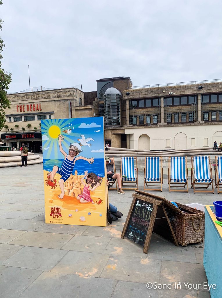 photo op board summer