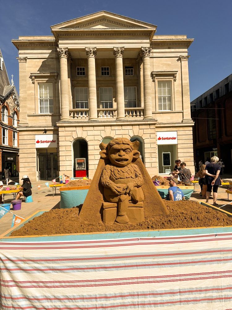 A Grand Day Out in Lincoln: Sand Sculptures & Creative Workshops 7 Lincoln sand sculpture