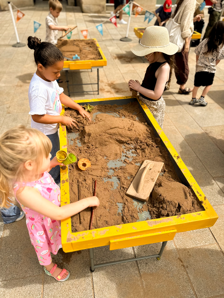 A Grand Day Out in Lincoln: Sand Sculptures & Creative Workshops 14 pop up sand sculpture workshops