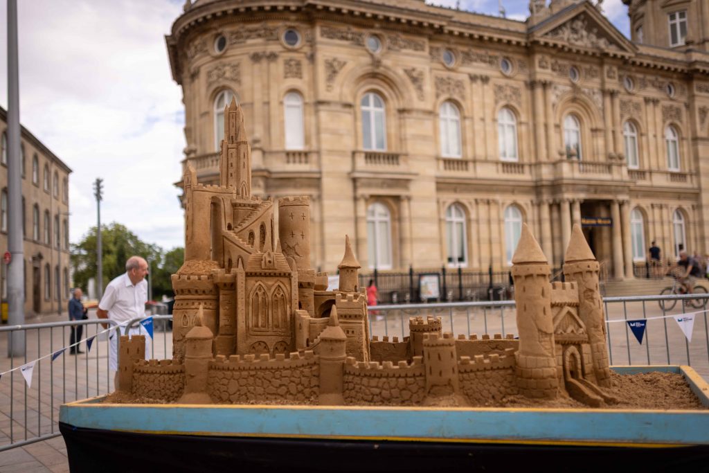 Hull sand Sculpture trail 40