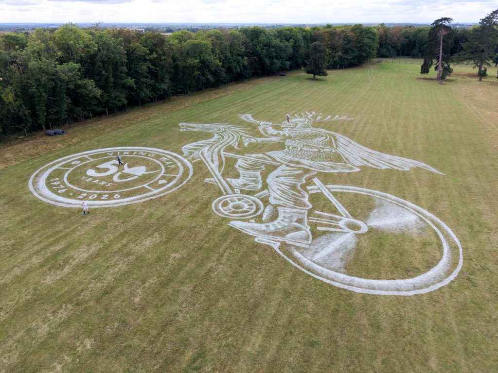 grass_painting_leading