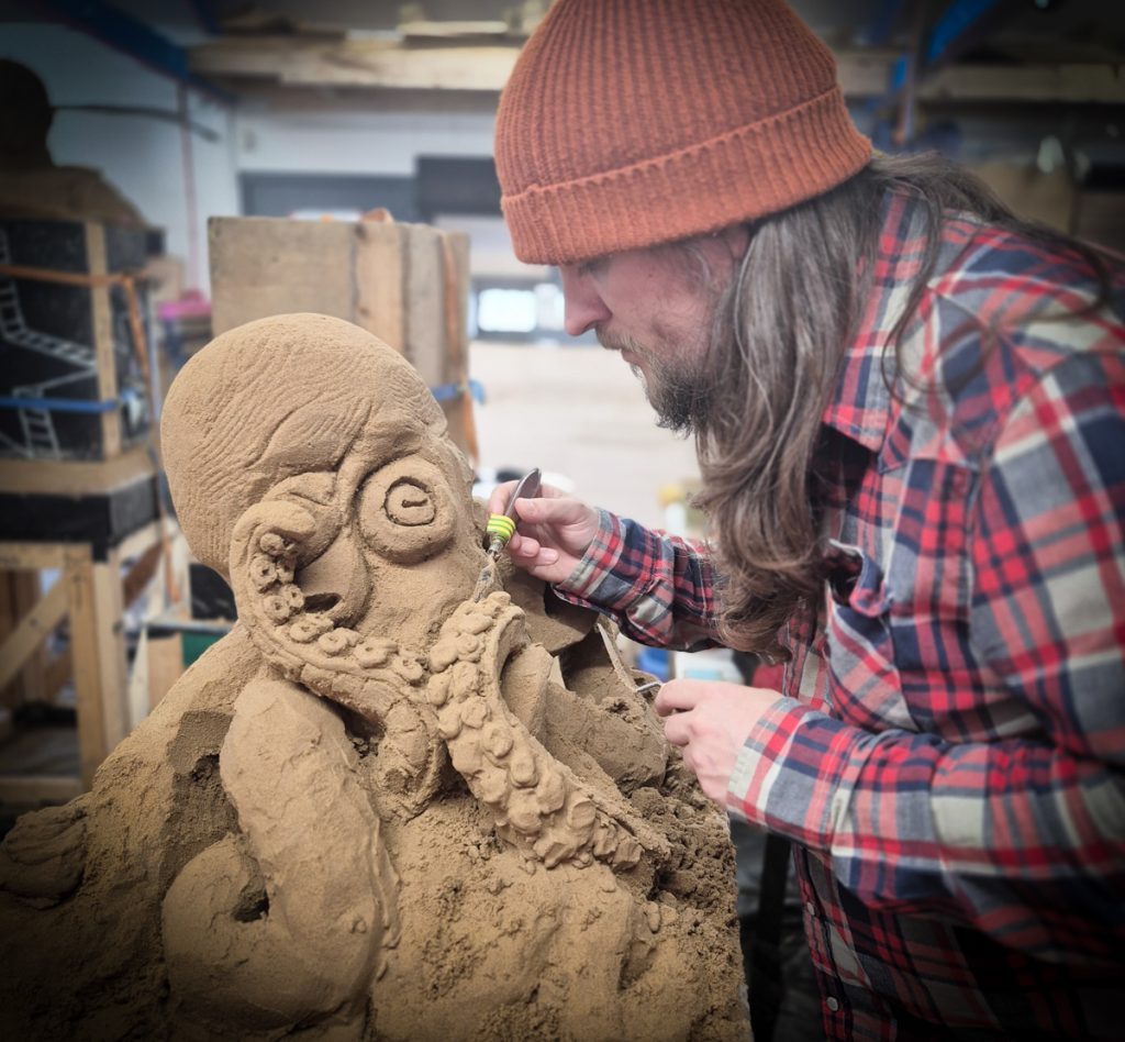 Sand, Sunshine, and High Street Buzz: Bradford by the Sea sand sculpture trail 3 octapus_sand_sculpture