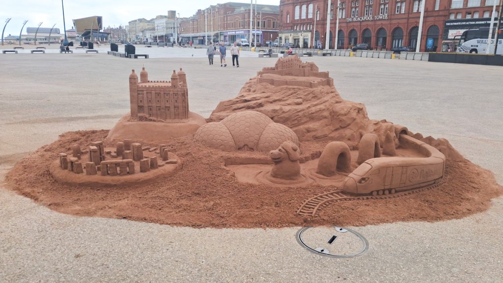 Landmarks sand sculpture in Blackpool for Railcard 14 sand_sculpture_blackpool